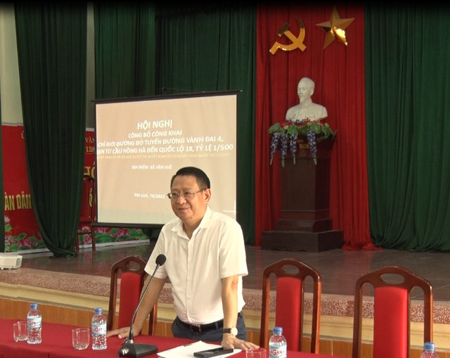 Đồng chí Hoàng Anh Tuấn – PBT Huyện ủy- Chủ tịch UBND huyện làm việc với xã Văn Khê về triển khai dự án đường Vành đai 4 - Ảnh 2.