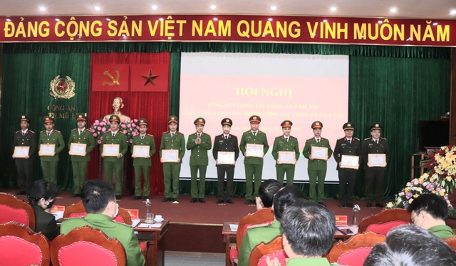 Công an huyện Mê Linh phát huy truyền thống 77 năm ngày thành lập công an nhân dân Việt Nam (19/8/1945 - 19/8/2022) - Ảnh 2.