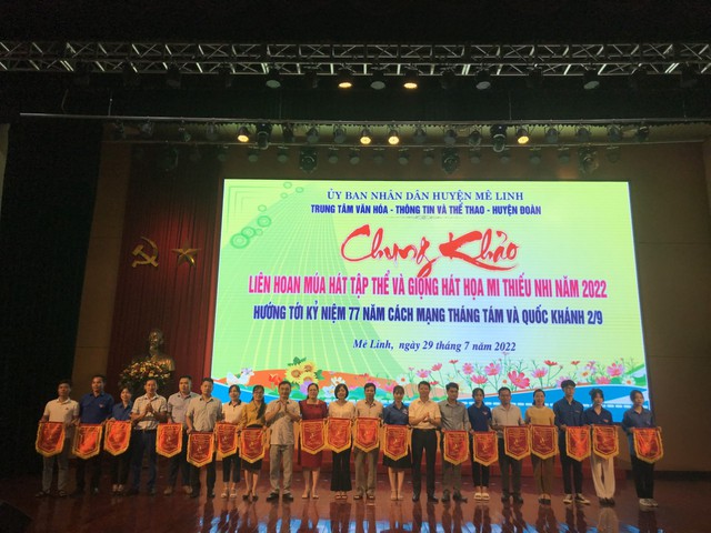 Thị trấn Chi Đông Đạt giải Đặc biệt tham gia liên hoan múa hát tập thể và Giọng hát họa mi thiếu nhi năm 2022 huyện Mê Linh - Ảnh 1.