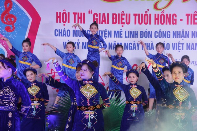 Khai mạc Hội thi &quot;Giai điệu tuổi hồng – Tiếng hát thầy và trò&quot; huyện Mê Linh năm 2022 - Ảnh 7.