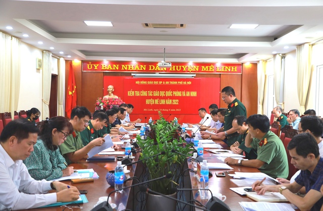 Thành phố kiểm tra công tác giáo dục quốc phòng và an ninh tại huyện Mê Linh - Ảnh 1.