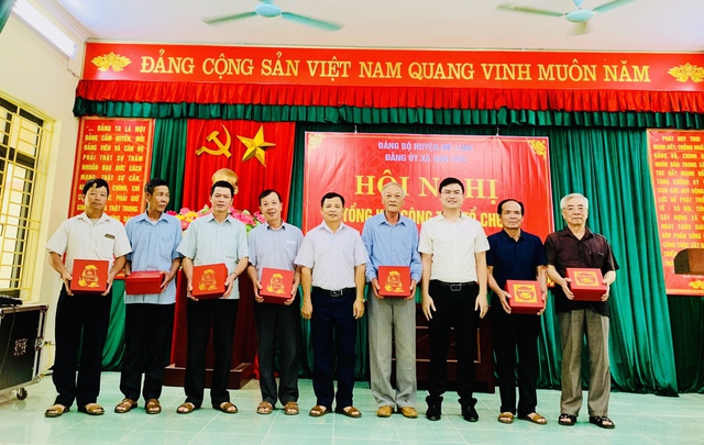 Đảng ủy xã Vạn Yên tổ chức Hội nghị tổng kết công tác tổ chức Đại hội Chi bộ nhiệm kỳ 2022-2025 - Ảnh 6.