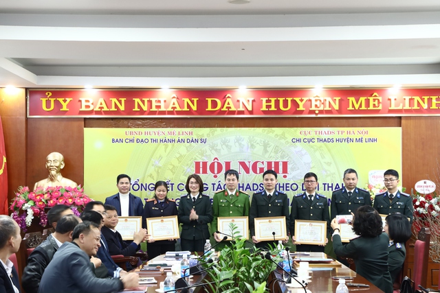 Mê Linh tổng kết công tác Thi hành án Dân sự năm 2022, triển khai nhiệm vụ trọng tâm năm 2023 - Ảnh 4.