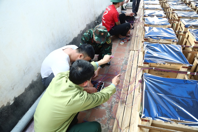 Mê Linh: Sẵn sàng công tác bắn pháo hoa phục vụ Nhân dân trong đêm giao thừa - Ảnh 5.