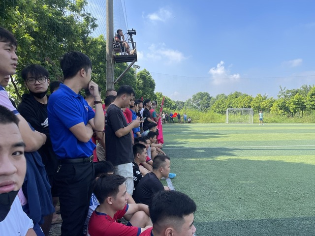Sáng ngày 01/10, giải Bóng đá Thanh niên xã Mê Linh – năm 2023, chính thức bế mạc. Đội FC Liễu Trì xuất sắc giành ngôi vô địch giải đấu năm nay. - Ảnh 13.