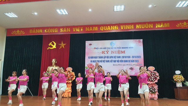 HỘI LIÊN HIỆP PHỤ NỮ THỊ TRẤN QUANG MINH TỔ CHỨC KỶ NIỆM 93 NĂM NGÀY THÀNH LẬP HỘI LHPN VIỆT NAM (20/10/1930-20/10/2023) VÀ NGÀY PHỤ NỮ VIỆT NAM 20/10 - Ảnh 8.