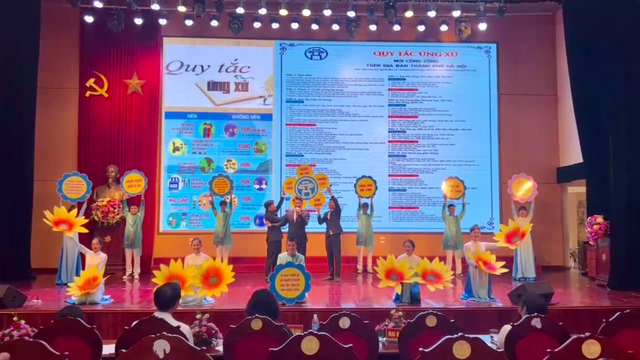 Xã Mê Linh xuất xắc giành giải nhất Hội thi tuyên truyền viên giỏi trong vận động thực hiện Quy tắc ứng xử nơi công cộng trên địa bàn huyện Mê Linh năm 2023 - Ảnh 9.
