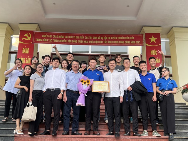 Xã Mê Linh xuất xắc giành giải nhất Hội thi tuyên truyền viên giỏi trong vận động thực hiện Quy tắc ứng xử nơi công cộng trên địa bàn huyện Mê Linh năm 2023 - Ảnh 13.