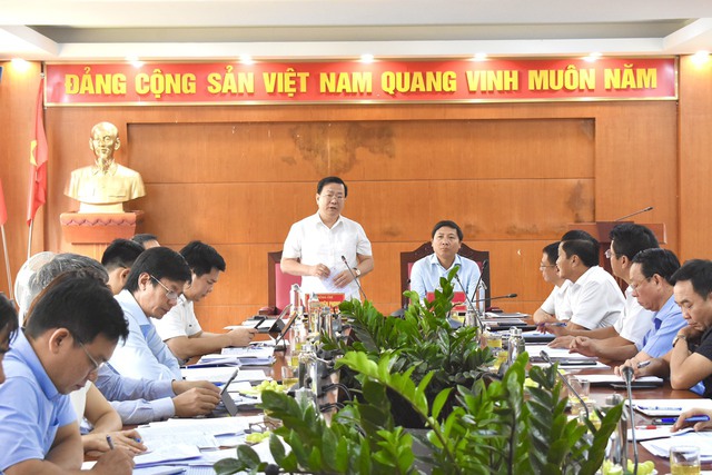 Sớm tháo gỡ khó khăn, vướng mắc trong quản lý xây dựng để Mê Linh phát triển theo hướng đô thị - Ảnh 5. Sớm tháo gỡ khó khăn, vướng mắc trong quản lý xây dựng để Mê Linh phát triển theo hướng đô thị - Ảnh 5.