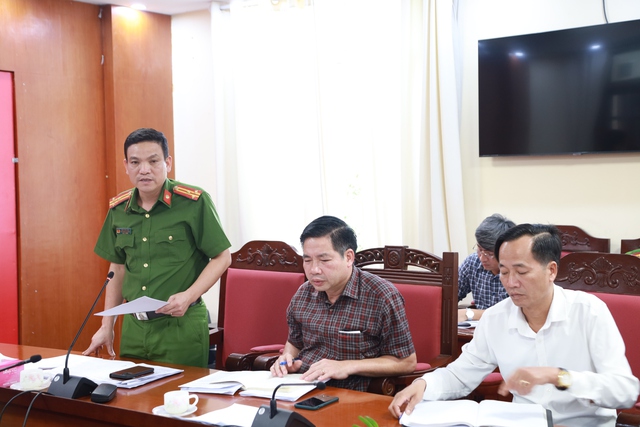Mê Linh: Triển khai thực hiện các văn bản của UBND Thành phố về công tác kiểm tra đối với một số loại hình có nguy cơ cháy nổ cao - Ảnh 2. Mê Linh: Triển khai thực hiện các văn bản của UBND Thành phố về công tác kiểm tra đối với một số loại hình có nguy cơ cháy nổ cao - Ảnh 2.
