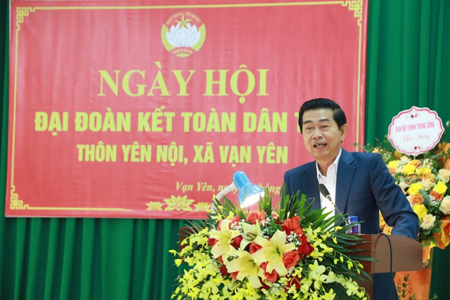 Phó trưởng Ban Thường trực Ban Nội chính Trung ương Võ Văn Dũng chung vui Ngày hội đại đoàn kết tại xã Vạn Yên- Ảnh 4. Phó trưởng Ban Thường trực Ban Nội chính Trung ương Võ Văn Dũng chung vui Ngày hội đại đoàn kết tại xã Vạn Yên- Ảnh 4.