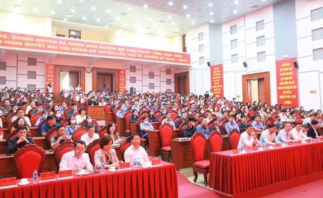 Nhiều vấn đề được giải đáp tại Hội nghị đối thoại với công nhân, viên chức, người lao động huyện Mê Linh năm 2023- Ảnh 1. Nhiều vấn đề được giải đáp tại Hội nghị đối thoại với công nhân, viên chức, người lao động huyện Mê Linh năm 2023- Ảnh 1.