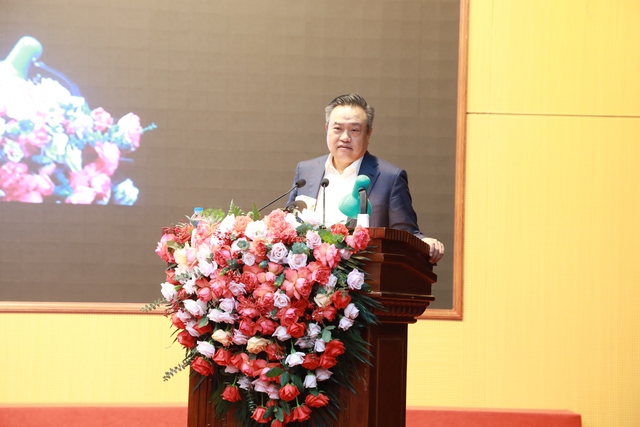 Chủ tịch UBND Thành phố Trần Sỹ Thanh tiếp xúc cử tri huyện Mê Linh- Ảnh 4. Chủ tịch UBND Thành phố Trần Sỹ Thanh tiếp xúc cử tri huyện Mê Linh- Ảnh 4.
