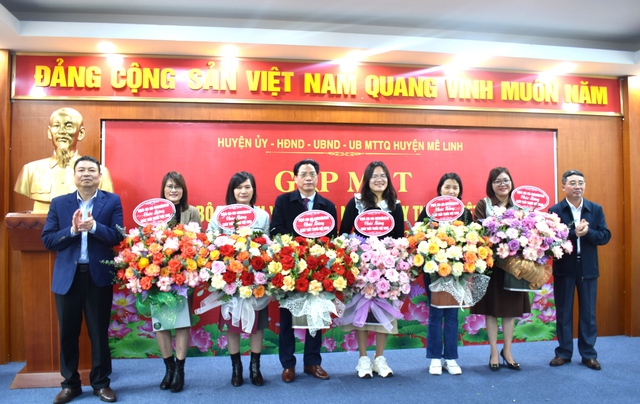 Gặp mặt kỷ niệm 68 năm Ngày Thầy thuốc Việt Nam (27/2/1955-27/2/2023) - Ảnh 7. Gặp mặt kỷ niệm 68 năm Ngày Thầy thuốc Việt Nam (27/2/1955-27/2/2023) - Ảnh 7.