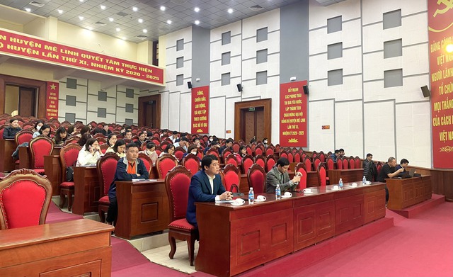 Hội nghị tập huấn sử dụng hệ thống quản lý văn bản, điều hành và hệ thống thông tin báo cáo thành phố Hà Nội tại Mê Linh - Ảnh 1.