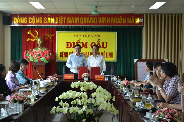 Bệnh viện Đa khoa huyện Mê Linh và Bệnh viện Đa khoa khu vực Phúc Yên ký kết hợp tác chuyên môn - Ảnh 1.