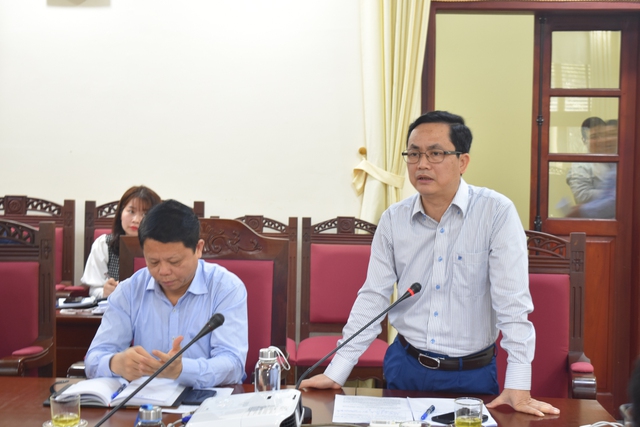 Huyện ủy Mê Linh nghe báo cáo tiến độ triển khai dự án đầu tư xây dựng đường Vành đai 4 - Vùng Thủ đô Hà Nội - Ảnh 2.
