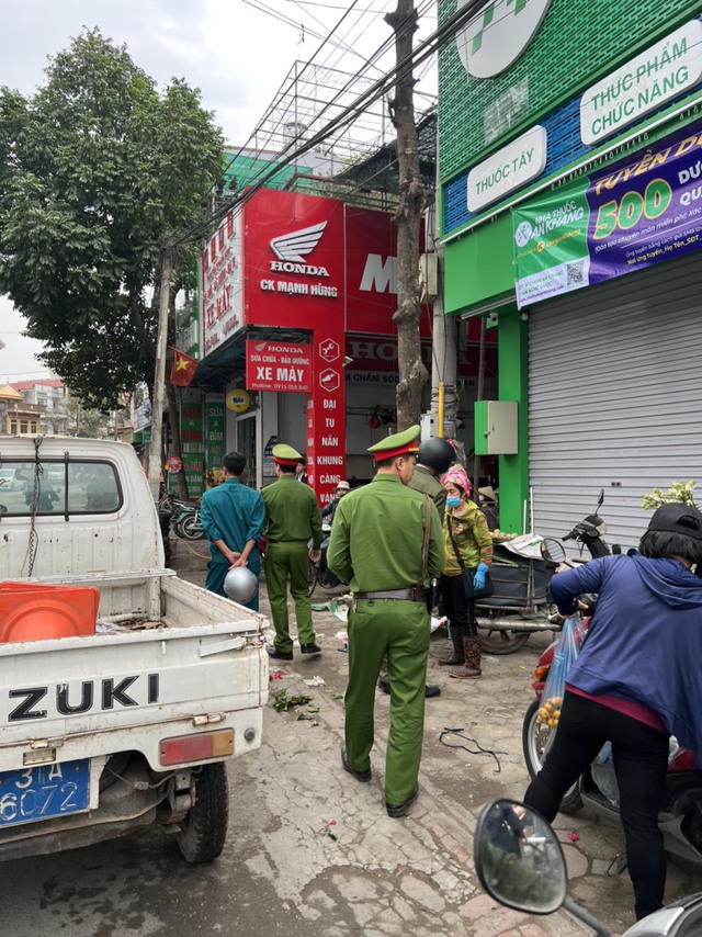 BCĐ 197 Xã Tiền Phong Tổ chức Lễ ra quân Tổng kiểm tra, xử lý, giải quyết vi phạm về trật tự,
an toàn giao thông, trật tự đô thị, trật tụ công cộng
trên địa bàn xã Tiền Phong năm 2023
- Ảnh 2. BCĐ 197 Xã Tiền Phong Tổ chức Lễ ra quân Tổng kiểm tra, xử lý, giải quyết vi phạm về trật tự,
an toàn giao thông, trật tự đô thị, trật tụ công cộng
trên địa bàn xã Tiền Phong năm 2023
- Ảnh 2.