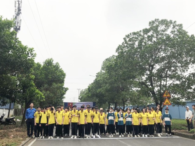 THỊ TRẤN QUANG MINH TỔ CHỨC LỄ PHÁT ĐỘNG NGÀY CHẠY OLYMPIC VÌ SỨC KHỎE TOÀN DÂN VÀ GIẢI CHẠY BÁO HÀ NỘI MỚI MỞ RỘNG LẦN THỨ 48 NĂM 2023 - Ảnh 3. THỊ TRẤN QUANG MINH TỔ CHỨC LỄ PHÁT ĐỘNG NGÀY CHẠY OLYMPIC VÌ SỨC KHỎE TOÀN DÂN VÀ GIẢI CHẠY BÁO HÀ NỘI MỚI MỞ RỘNG LẦN THỨ 48 NĂM 2023 - Ảnh 3.