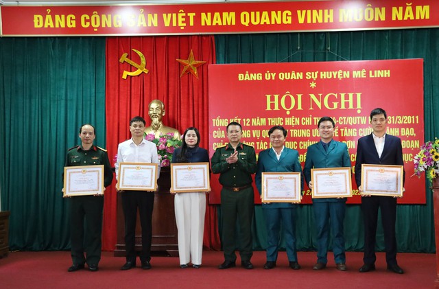 Đảng ủy Quân sự huyện Mê Linh: Tổng kết 12 năm thực hiện Chỉ thị 124-CT/QUTW, 10 năm thực hiện đề án &quot;Đổi mới công tác giáo dục chính trị tại đơn vị trong giai đoạn mới&quot; - Ảnh 4.