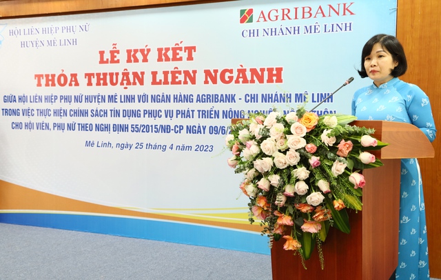 Hội LHPN Huyện và Agribank chi nhánh Mê Linh ký kết thỏa thuận hợp tác về việc thực hiện chính sách tín dụng - Ảnh 2. Hội LHPN Huyện và Agribank chi nhánh Mê Linh ký kết thỏa thuận hợp tác về việc thực hiện chính sách tín dụng - Ảnh 2.