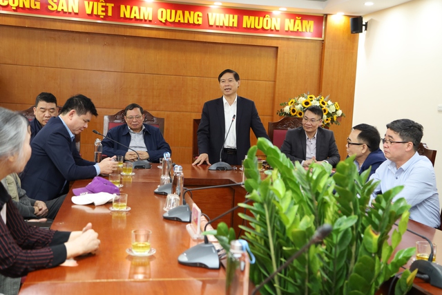 Đoàn cán bộ Ban Tuyên giáo Thành ủy Hà Nội qua các thời kỳ thăm và làm việc tại huyện Mê Linh - Ảnh 2. Đoàn cán bộ Ban Tuyên giáo Thành ủy Hà Nội qua các thời kỳ thăm và làm việc tại huyện Mê Linh - Ảnh 2.