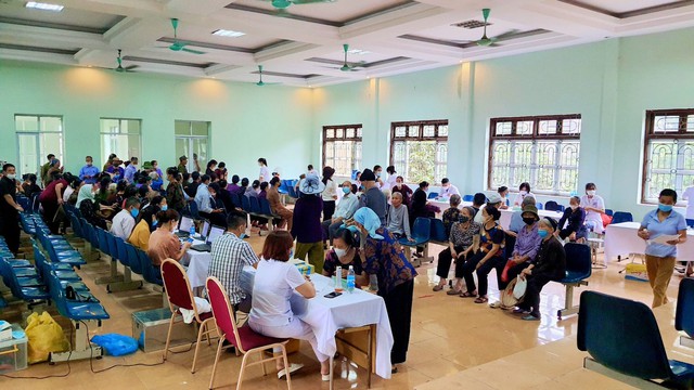 THỊ TRẤN QUANG MINH: TỔ CHỨC KHÁM, QUẢN LÝ SỨC KHỎE MIỄN PHÍ CHO NHÂN DÂN TRÊN ĐỊA BÀN NĂM 2023 - Ảnh 2. THỊ TRẤN QUANG MINH: TỔ CHỨC KHÁM, QUẢN LÝ SỨC KHỎE MIỄN PHÍ CHO NHÂN DÂN TRÊN ĐỊA BÀN NĂM 2023 - Ảnh 2.