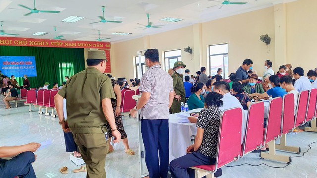 THỊ TRẤN QUANG MINH: TỔ CHỨC KHÁM, QUẢN LÝ SỨC KHỎE MIỄN PHÍ CHO NHÂN DÂN TRÊN ĐỊA BÀN NĂM 2023 - Ảnh 3. THỊ TRẤN QUANG MINH: TỔ CHỨC KHÁM, QUẢN LÝ SỨC KHỎE MIỄN PHÍ CHO NHÂN DÂN TRÊN ĐỊA BÀN NĂM 2023 - Ảnh 3.