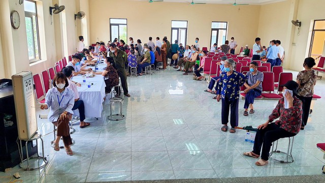 THỊ TRẤN QUANG MINH: TỔ CHỨC KHÁM, QUẢN LÝ SỨC KHỎE MIỄN PHÍ CHO NHÂN DÂN TRÊN ĐỊA BÀN NĂM 2023 - Ảnh 9. THỊ TRẤN QUANG MINH: TỔ CHỨC KHÁM, QUẢN LÝ SỨC KHỎE MIỄN PHÍ CHO NHÂN DÂN TRÊN ĐỊA BÀN NĂM 2023 - Ảnh 9.