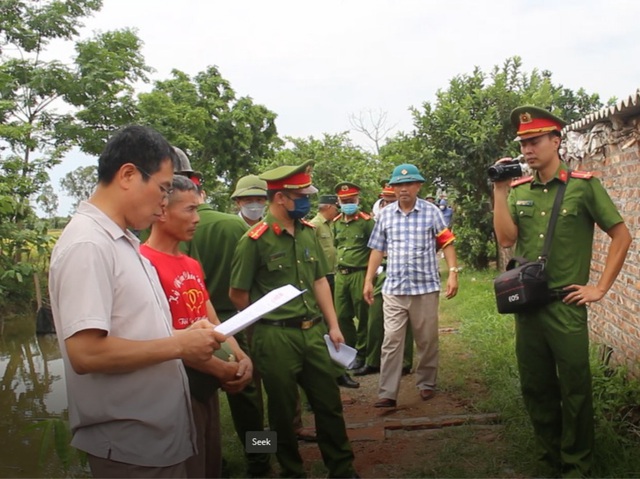 Xã Tiến Thắng: Cưỡng chế buộc thực hiện biện pháp khắc phục hậu quả vi phạm hành chính trong lĩnh vực đất đai - Ảnh 2. Xã Tiến Thắng: Cưỡng chế buộc thực hiện biện pháp khắc phục hậu quả vi phạm hành chính trong lĩnh vực đất đai - Ảnh 2.
