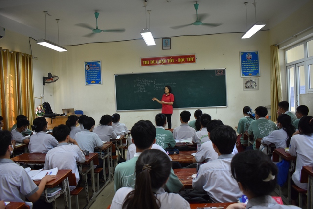 Các trường THCS trên địa bàn Huyện: Tăng tôc ôn luyên cho hoc sinh thi tuyên vao lớp 10 năm học 2023 - 2024 - Ảnh 2. Các trường THCS trên địa bàn Huyện: Tăng tôc ôn luyên cho hoc sinh thi tuyên vao lớp 10 năm học 2023 - 2024 - Ảnh 2.
