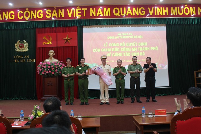 Công bố Quyết định bổ nhiệm Phó Trưởng Công an huyện Mê Linh - Ảnh 3.