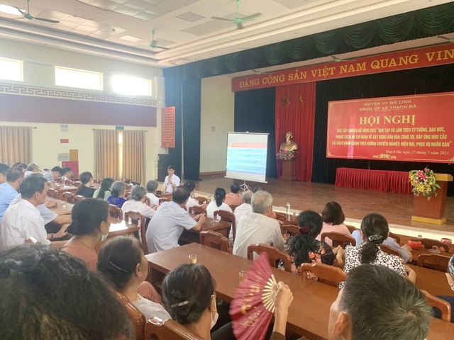 Đảng ủy xã Thạch Đà nghiên cứu, học tập và triển khai thực hiện Chuyên đề năm 2023 học tập và làm theo tư tưởng, đạo đức, phong cách Hồ Chí Minh - Ảnh 1.
