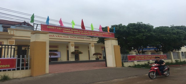 Xã Tráng Việt chuẩn bị đầy đủ các điều kiện sẵn sàng cho ngày bầu cử trưởng thôn ĐôngCao nhiệm kỳ 2023 – 2025 - Ảnh 2. Xã Tráng Việt chuẩn bị đầy đủ các điều kiện sẵn sàng cho ngày bầu cử trưởng thôn ĐôngCao nhiệm kỳ 2023 – 2025 - Ảnh 2.