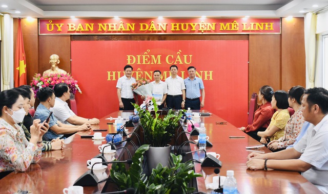 Công bố Quyết định bổ nhiệm Giám đốc Trung tâm Văn hóa - Thông tin và Thể thao huyện Mê Linh - Ảnh 2. Công bố Quyết định bổ nhiệm Giám đốc Trung tâm Văn hóa - Thông tin và Thể thao huyện Mê Linh - Ảnh 2.