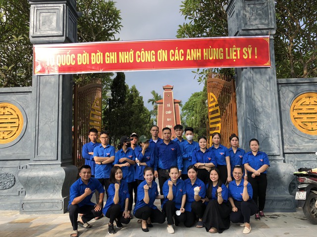 THỊ TRẤN QUANG MINH TỔ CHỨC CÁC HOẠT ĐỘNG HƯỚNG TỚI KỶ NIỆM 76 NĂM NGÀY THƯƠNG BINH LIỆT SỸ 27/7 - Ảnh 12. THỊ TRẤN QUANG MINH TỔ CHỨC CÁC HOẠT ĐỘNG HƯỚNG TỚI KỶ NIỆM 76 NĂM NGÀY THƯƠNG BINH LIỆT SỸ 27/7 - Ảnh 12.