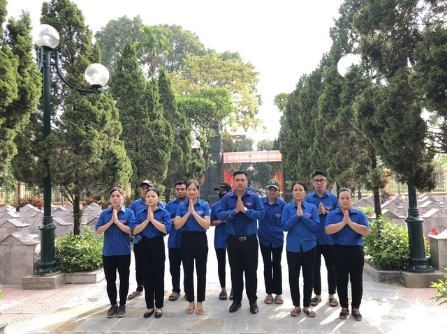 THỊ TRẤN QUANG MINH TỔ CHỨC CÁC HOẠT ĐỘNG HƯỚNG TỚI KỶ NIỆM 76 NĂM NGÀY THƯƠNG BINH LIỆT SỸ 27/7 - Ảnh 15. THỊ TRẤN QUANG MINH TỔ CHỨC CÁC HOẠT ĐỘNG HƯỚNG TỚI KỶ NIỆM 76 NĂM NGÀY THƯƠNG BINH LIỆT SỸ 27/7 - Ảnh 15.