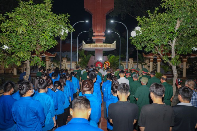 Sôi nổi các hoạt động kỷ niệm 76 năm ngày Thương binh Liệt sỹ - Ảnh 7. Sôi nổi các hoạt động kỷ niệm 76 năm ngày Thương binh Liệt sỹ - Ảnh 7.