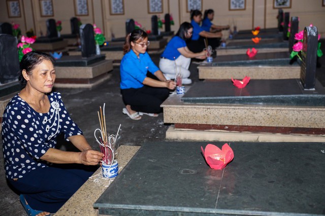 Sôi nổi các hoạt động kỷ niệm 76 năm ngày Thương binh Liệt sỹ - Ảnh 5. Sôi nổi các hoạt động kỷ niệm 76 năm ngày Thương binh Liệt sỹ - Ảnh 5.