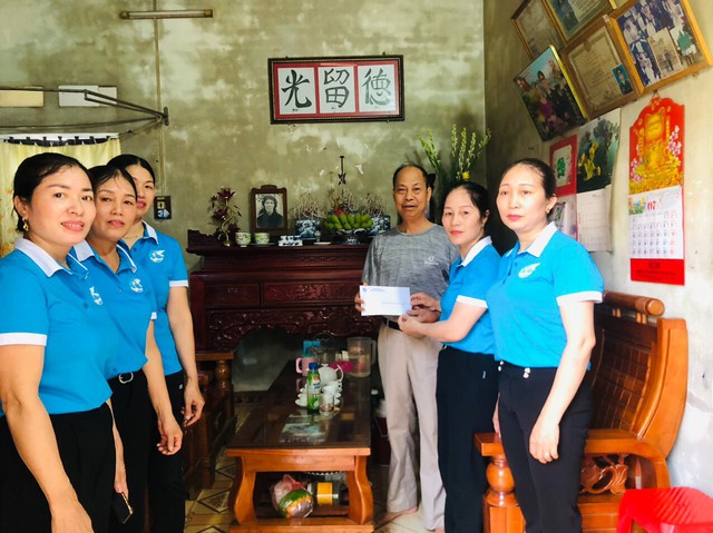 Các Chi hội phụ nữ trong toàn xã thiết thực tổ chức các hoạt động “Đền ơn đáp nghĩa” nhân kỷ niệm 76 năm Ngày Thương binh – liệt sỹ 27/7/1947-27/7/2023 - Ảnh 19. Các Chi hội phụ nữ trong toàn xã thiết thực tổ chức các hoạt động “Đền ơn đáp nghĩa” nhân kỷ niệm 76 năm Ngày Thương binh – liệt sỹ 27/7/1947-27/7/2023 - Ảnh 19.