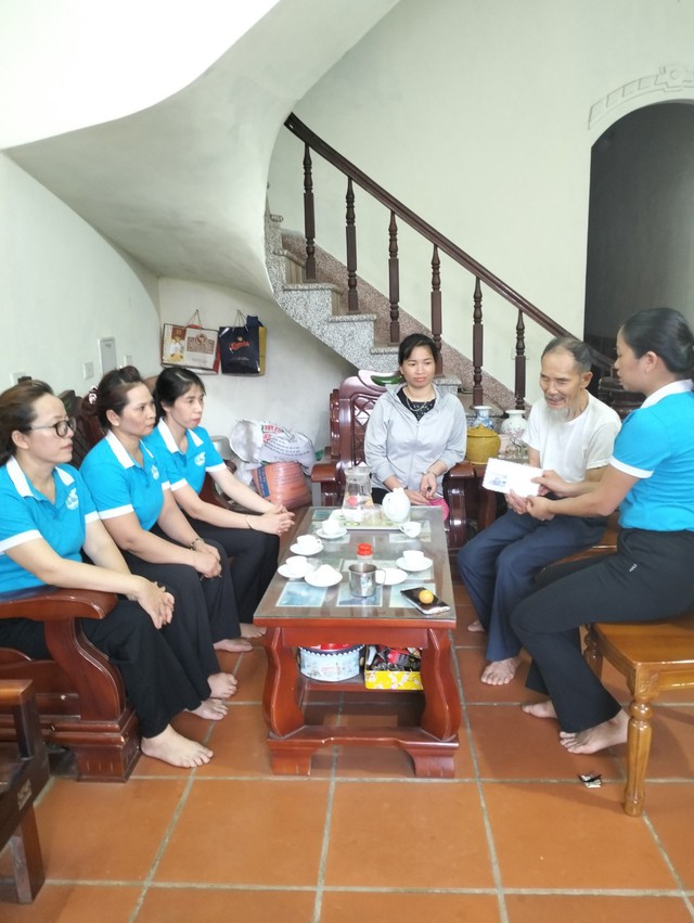 Các Chi hội phụ nữ trong toàn xã thiết thực tổ chức các hoạt động “Đền ơn đáp nghĩa” nhân kỷ niệm 76 năm Ngày Thương binh – liệt sỹ 27/7/1947-27/7/2023 - Ảnh 12. Các Chi hội phụ nữ trong toàn xã thiết thực tổ chức các hoạt động “Đền ơn đáp nghĩa” nhân kỷ niệm 76 năm Ngày Thương binh – liệt sỹ 27/7/1947-27/7/2023 - Ảnh 12.