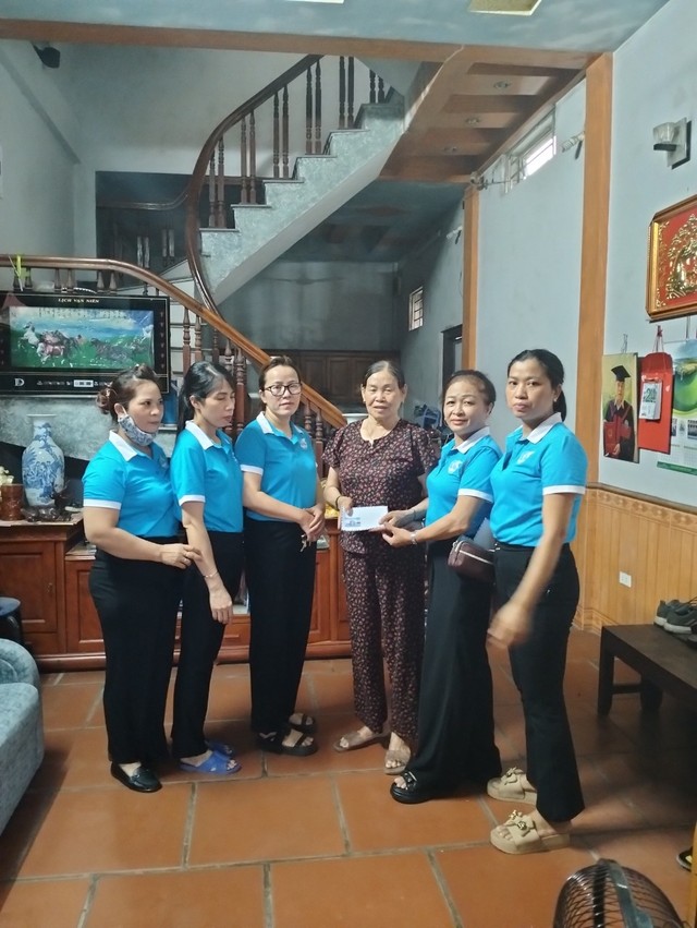 Các Chi hội phụ nữ trong toàn xã thiết thực tổ chức các hoạt động “Đền ơn đáp nghĩa” nhân kỷ niệm 76 năm Ngày Thương binh – liệt sỹ 27/7/1947-27/7/2023 - Ảnh 4. Các Chi hội phụ nữ trong toàn xã thiết thực tổ chức các hoạt động “Đền ơn đáp nghĩa” nhân kỷ niệm 76 năm Ngày Thương binh – liệt sỹ 27/7/1947-27/7/2023 - Ảnh 4.