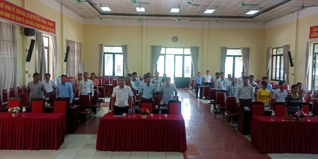 KỲ HỌP THỨ 11 HĐND XÃ TIỀN PHONG KHÓA XX NHIỆM KỲ 2021-2026 THÀNH CÔNG TỐT ĐẸP - Ảnh 3. KỲ HỌP THỨ 11 HĐND XÃ TIỀN PHONG KHÓA XX NHIỆM KỲ 2021-2026 THÀNH CÔNG TỐT ĐẸP - Ảnh 3.
