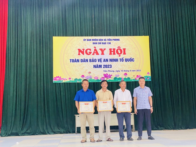 Ngày Hội Toàn Dân Bảo Vệ An Ninh Tổ Quốc Năm 2023 - Ảnh 7. Ngày Hội Toàn Dân Bảo Vệ An Ninh Tổ Quốc Năm 2023 - Ảnh 7.