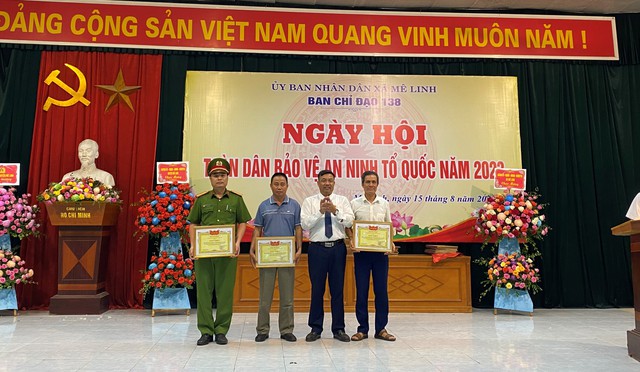 Chủ nhiệm Ủy ban Kiểm tra Huyện ủy Nguyễn Minh Hải dự "Ngày hội toàn dân bảo vệ an ninh Tổ quốc" xã Mê Linh - Ảnh 3. Chủ nhiệm Ủy ban Kiểm tra Huyện ủy Nguyễn Minh Hải dự "Ngày hội toàn dân bảo vệ an ninh Tổ quốc" xã Mê Linh - Ảnh 3.