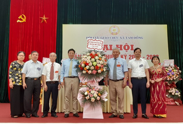 Đại hội Hội Cựu giáo chức xã Tam Đồng lần thứ III, nhiệm kỳ 2023-2028 - Ảnh 1. Đại hội Hội Cựu giáo chức xã Tam Đồng lần thứ III, nhiệm kỳ 2023-2028 - Ảnh 1.
