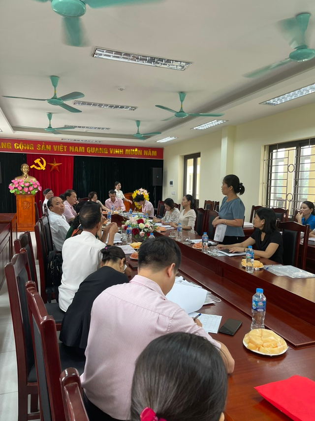Hội nghị Kiểm tra, giám sát của Ban đại diện Hội đồng quản trị Ngân hàng chính sách xã hội thành phố Hà Nội làm việc với UBND xã và các đoàn thể xã Tam Đồng trong quá trình triển khai, thực hiện quản lý chính sách tín dụng trên địa bàn xã - Ảnh 2. Hội nghị Kiểm tra, giám sát của Ban đại diện Hội đồng quản trị Ngân hàng chính sách xã hội thành phố Hà Nội làm việc với UBND xã và các đoàn thể xã Tam Đồng trong quá trình triển khai, thực hiện quản lý chính sách tín dụng trên địa bàn xã - Ảnh 2.