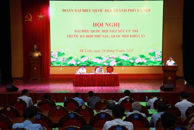 Đoàn đại biểu Quốc hội Thành phố Hà Nội tiếp xúc cử tri huyện Mê Linh trước kỳ họp thứ sáu, Quốc hội khoá XV - Ảnh 2. Đoàn đại biểu Quốc hội Thành phố Hà Nội tiếp xúc cử tri huyện Mê Linh trước kỳ họp thứ sáu, Quốc hội khoá XV - Ảnh 2.