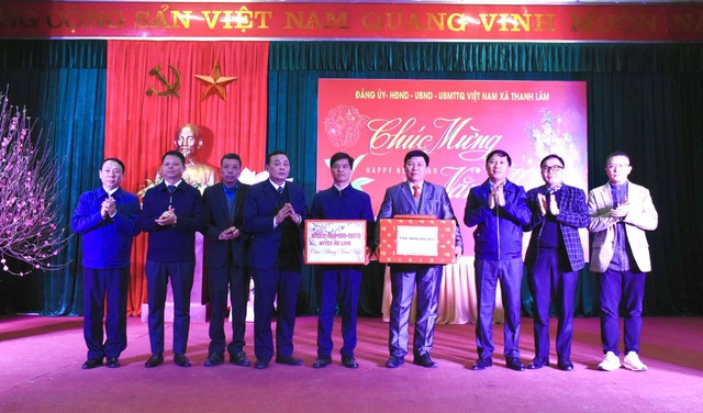 Bí thư Huyện ủy Nguyễn Thanh Liêm dự gặp mặt Tết Nguyên đán Giáp Thìn tại xã Thanh Lâm- Ảnh 1.