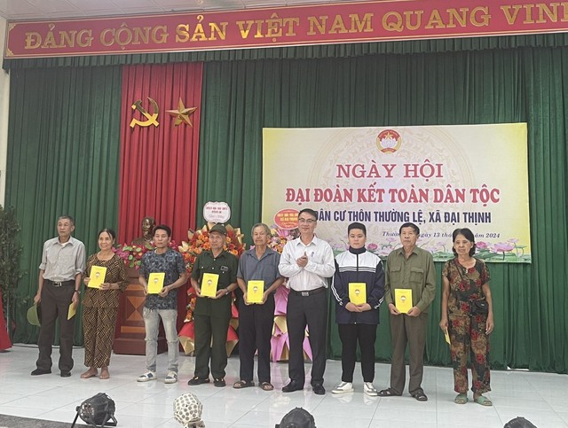 Tưng bừng Ngày hội Đại đoàn kết toàn dân tộc các khu dân cư trên địa bàn huyện Mê Linh- Ảnh 2.